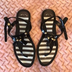 Henri Bendel Sandals